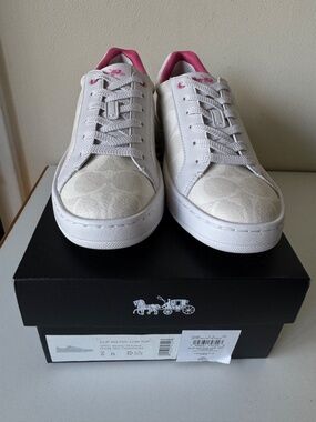 Coach Clip Low Top Sneakers White Pink Signature PVC Size 6 Womens NWB